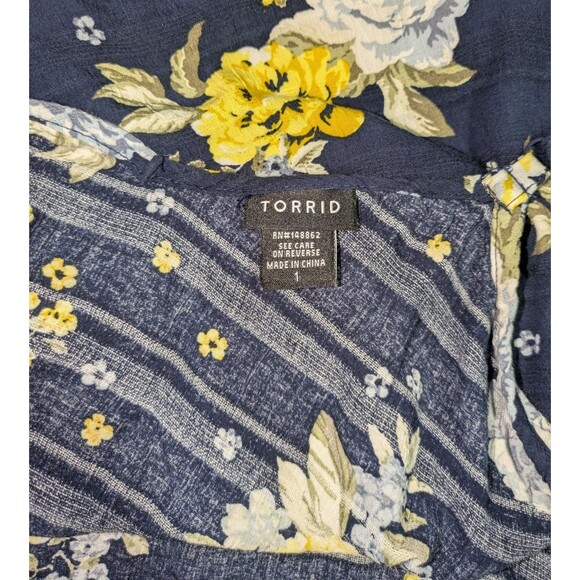 Torrid Tank Top 1X Women's Floral Tie Neck Spaghetti Strap Lightweight Easy Wear - Picture 4 of 5